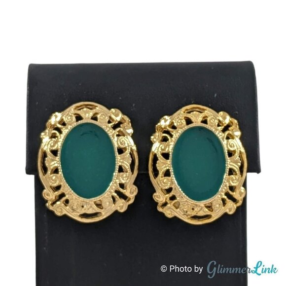 Vintage Green Oval Enamel Gold Tone Filigree Earrings - Picture 1 of 8